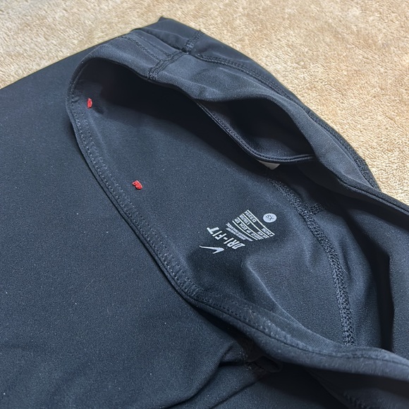 Nike Dri-Fit Crop Yoga Pants - Picture 5 of 7